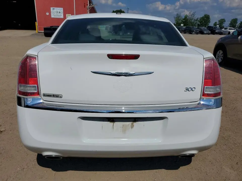 2012 CHRYSLER 300   
