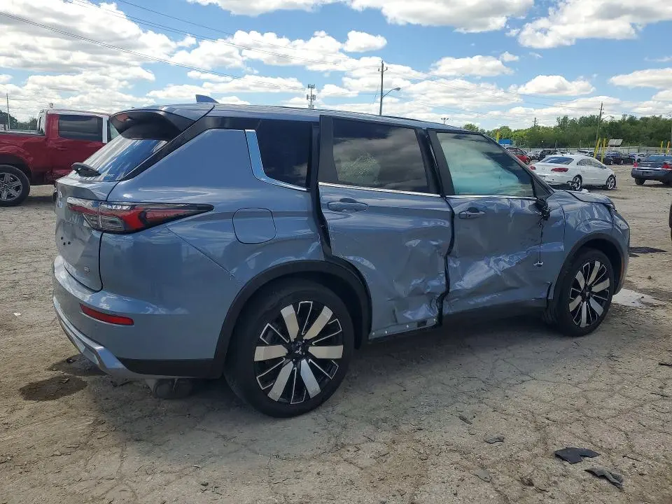 2025 MITSUBISHI OUTLANDER SE  