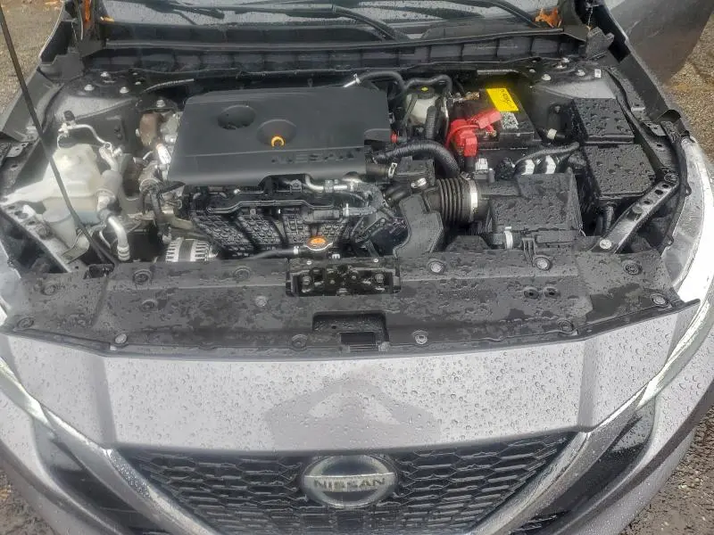 2019 NISSAN ALTIMA SR  