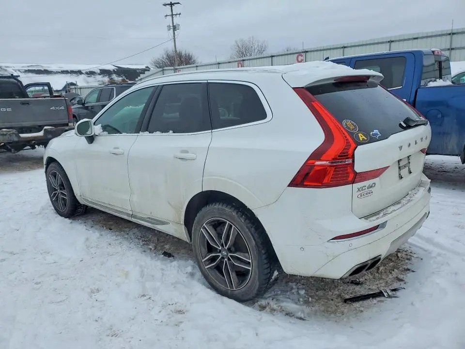2018 VOLVO XC60 T6  
