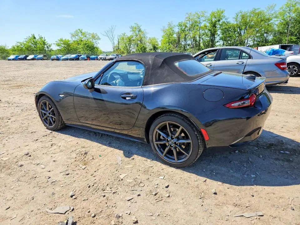 2017 MAZDA MX-5 MIATA CLUB  