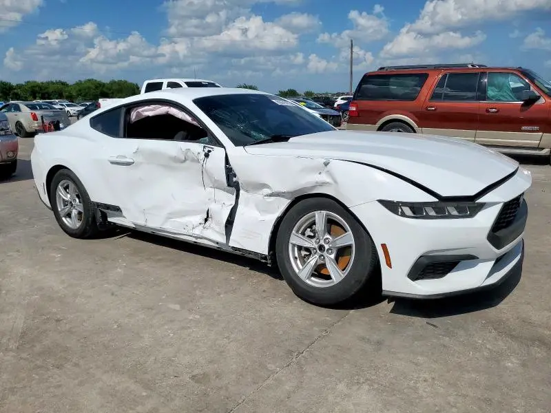 2024 FORD MUSTANG   