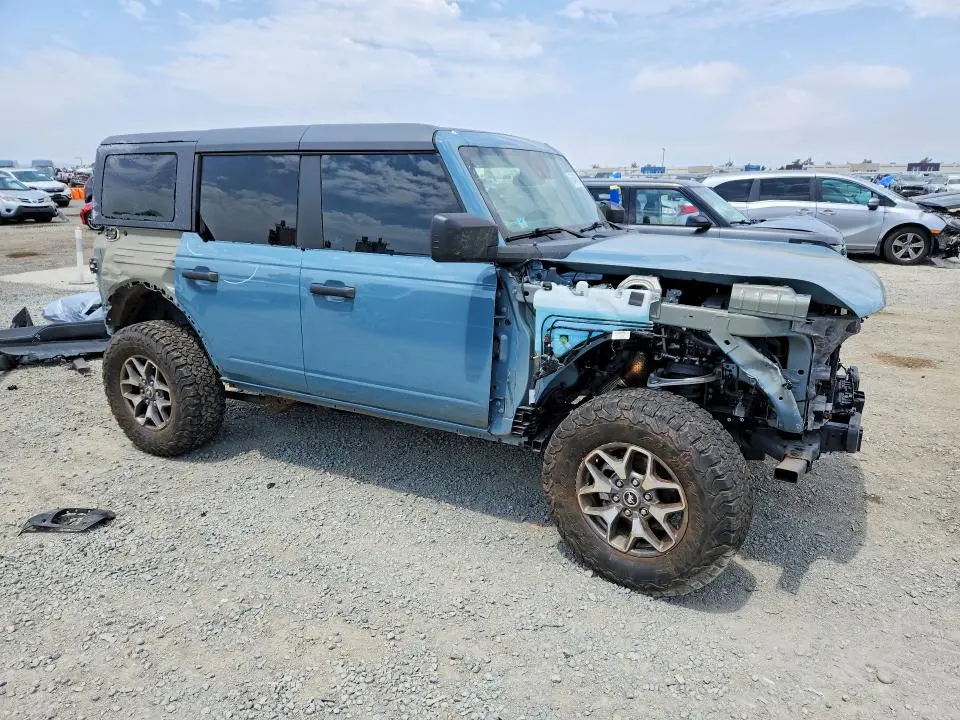 2022 FORD BRONCO BASE  