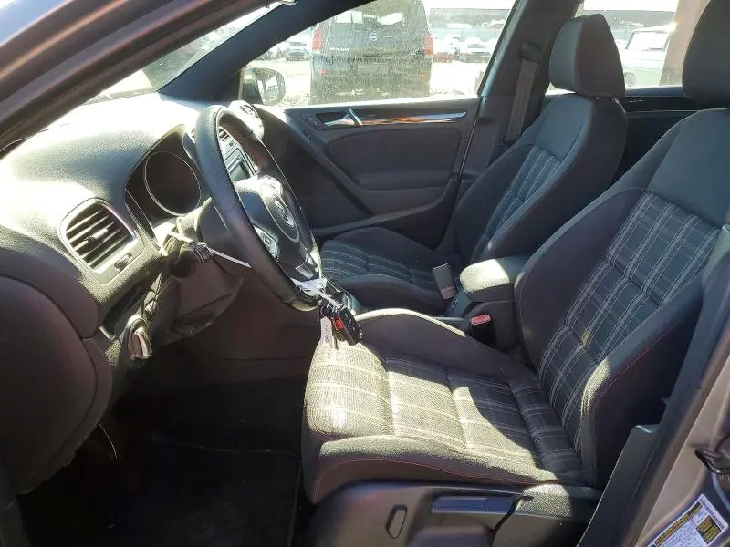 2010 VOLKSWAGEN GTI   