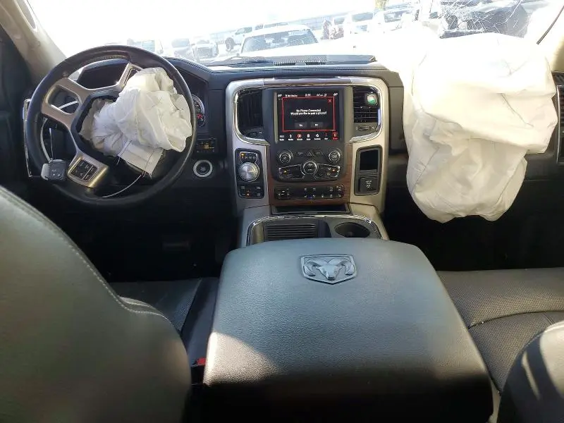 2018 RAM 1500 LARAMIE  