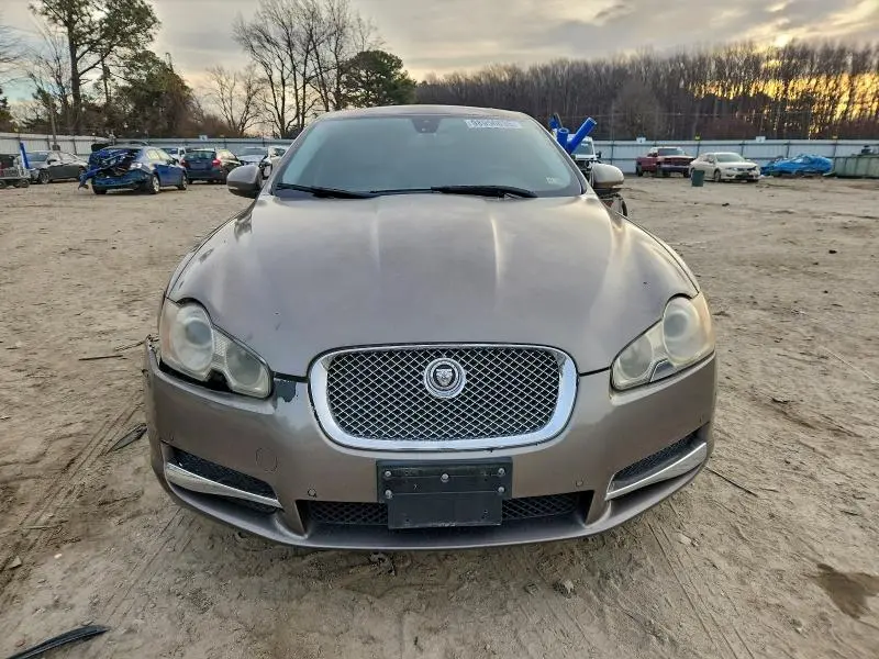 2010 JAGUAR XF PREMIUM  