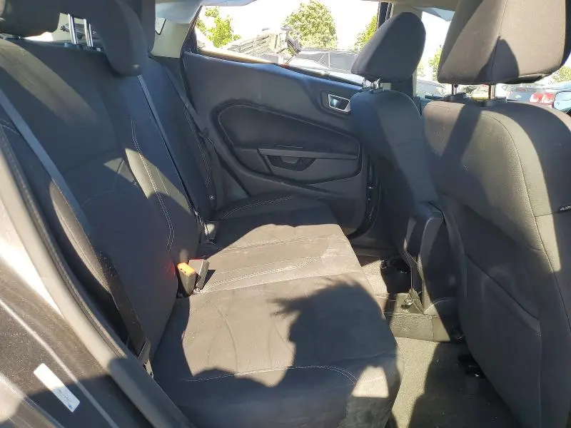 2014 FORD FIESTA SE  