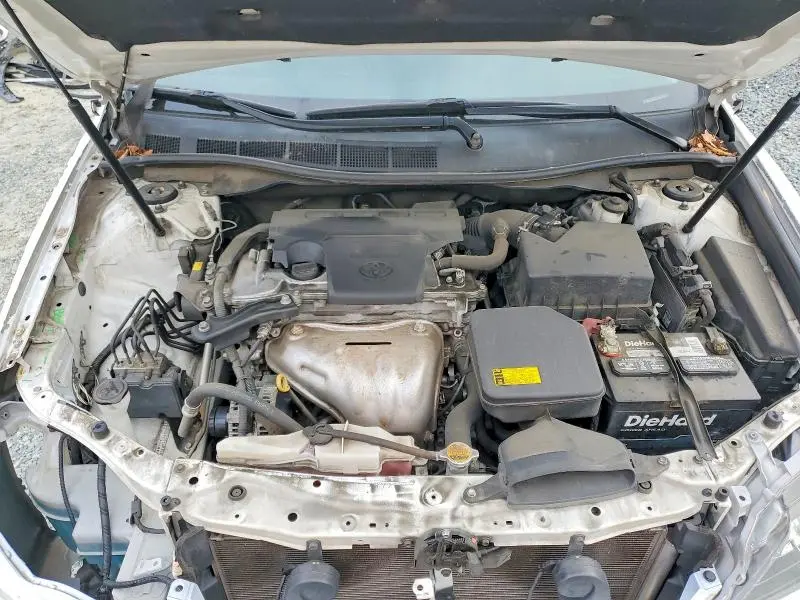 2012 TOYOTA CAMRY SE  