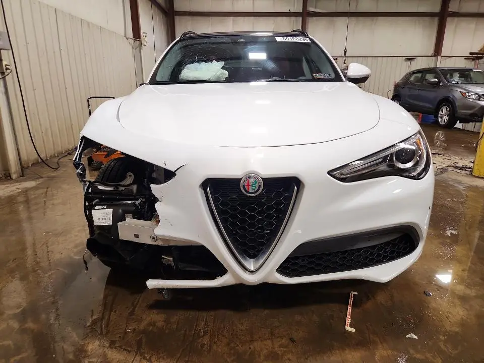 2020 ALFA ROMEO STELVIO   