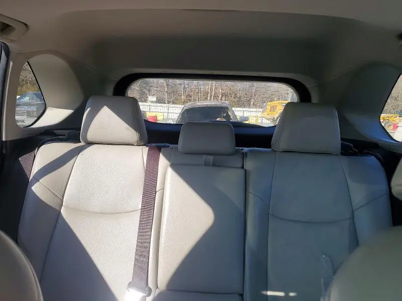 2019 TOYOTA RAV4   