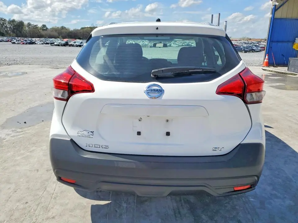 2019 NISSAN KICKS S  