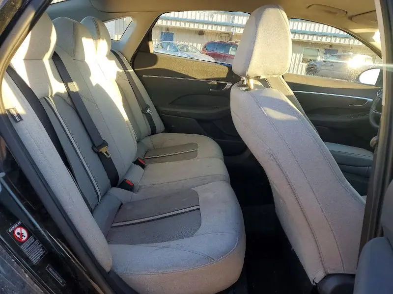 2021 HYUNDAI SONATA SE  