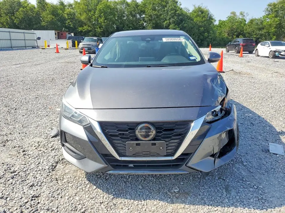 2021 NISSAN SENTRA SV  