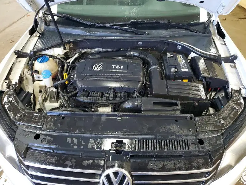 2014 VOLKSWAGEN PASSAT SE  