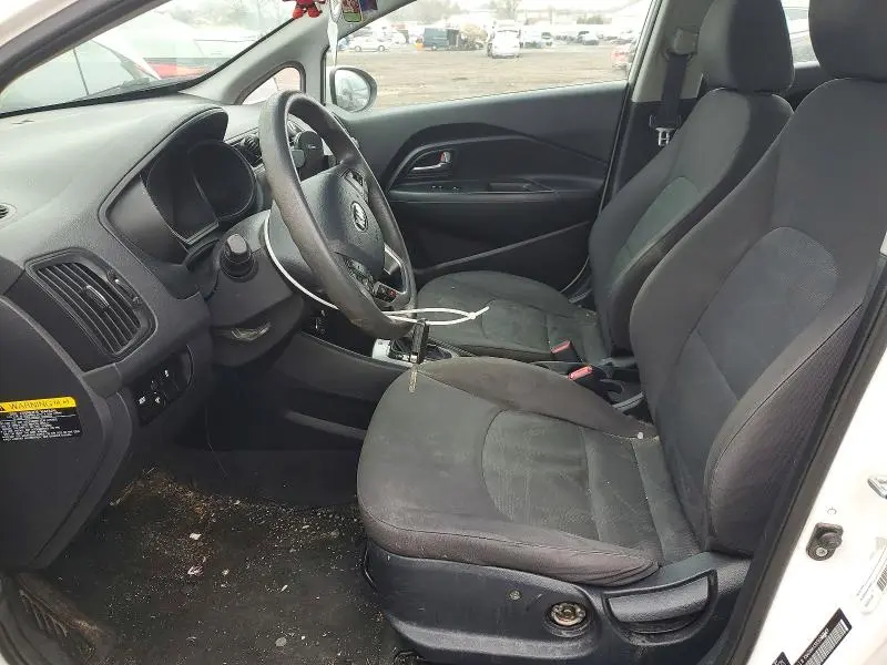 2013 KIA RIO LX  