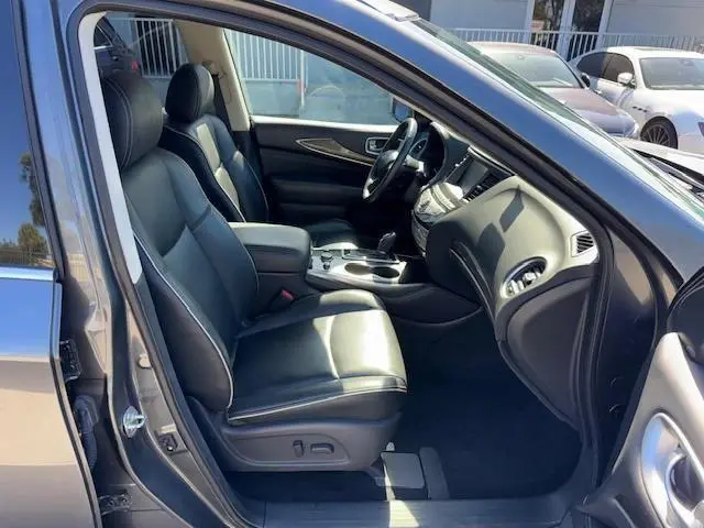 2019 INFINITI QX60 LUXE