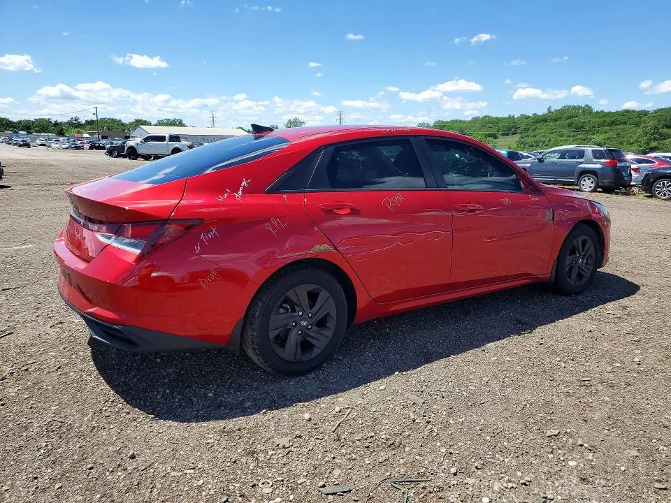 2022 HYUNDAI ELANTRA SEL  