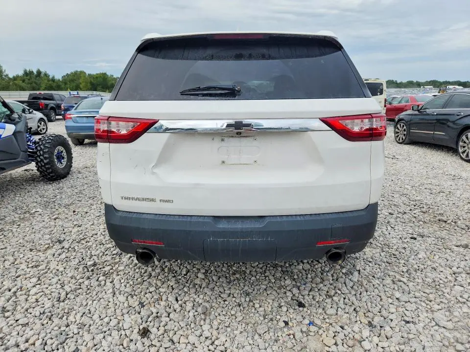 2019 CHEVROLET TRAVERSE LS  