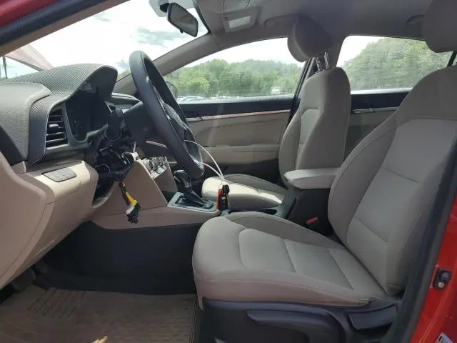 2019 HYUNDAI ELANTRA SE