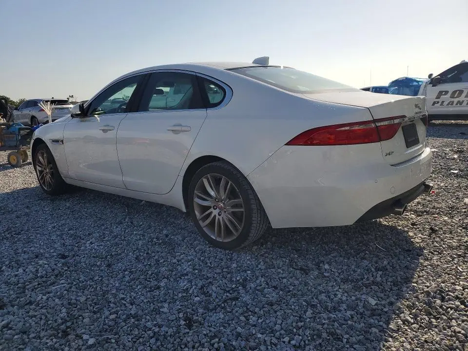 2016 JAGUAR XF PRESTIGE  
