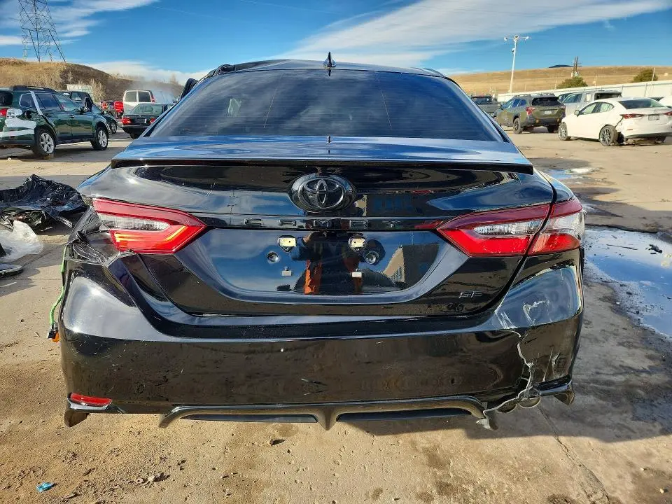 2022 TOYOTA CAMRY SE NIGHTSHADE  