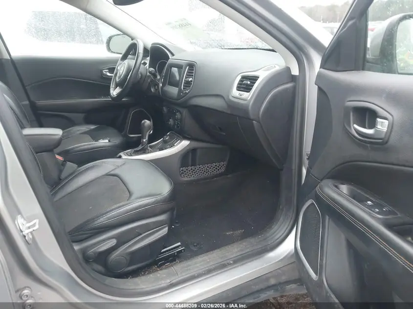 2019 JEEP COMPASS LATITUDE 4X4