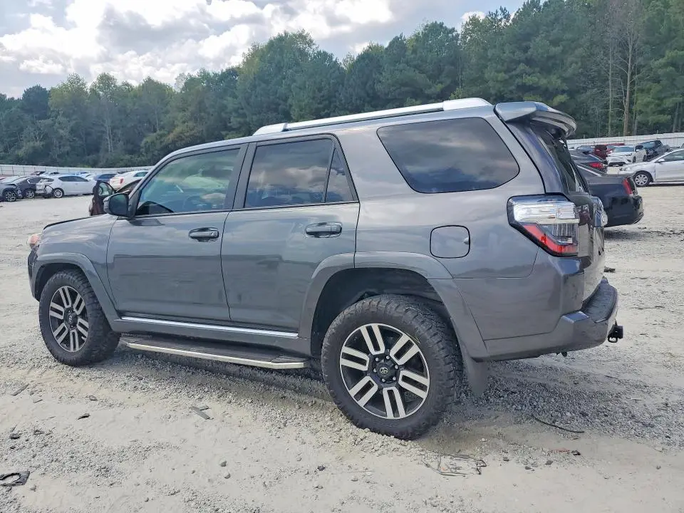2016 TOYOTA 4RUNNER SR5  