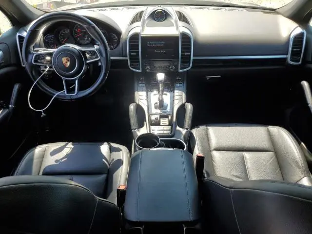 2017 PORSCHE CAYENNE   