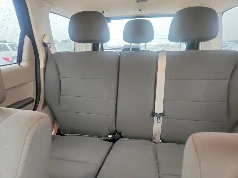 2011 FORD ESCAPE XLS  