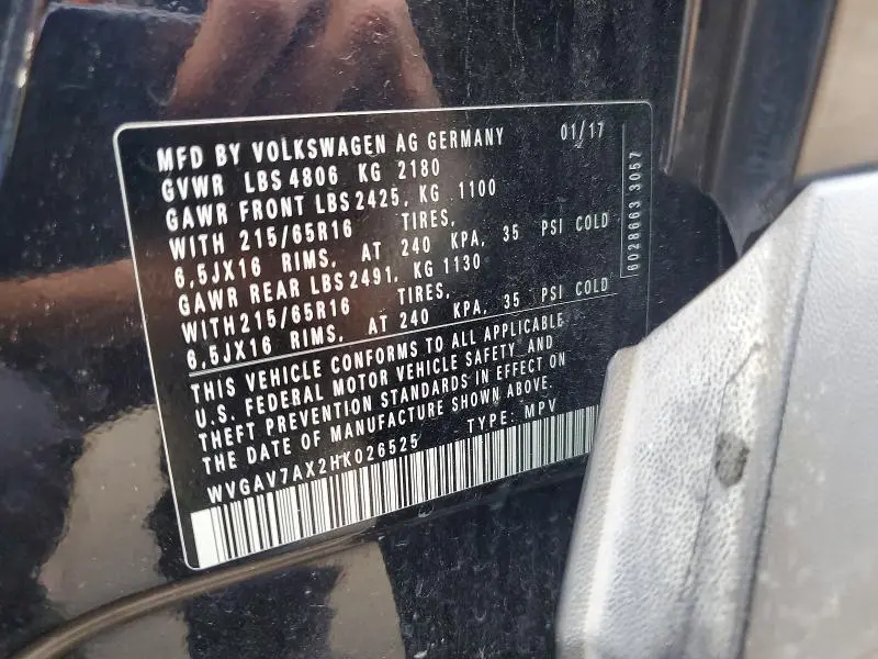 2017 VOLKSWAGEN TIGUAN   