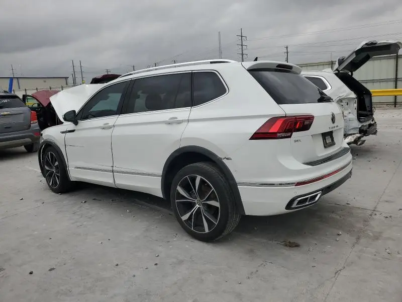 2023 VOLKSWAGEN TIGUAN SEL R-LINE BLACK  