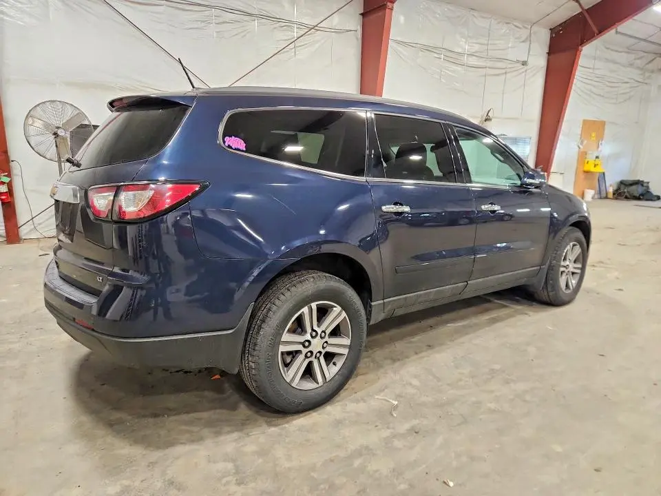 2017 CHEVROLET TRAVERSE LT  