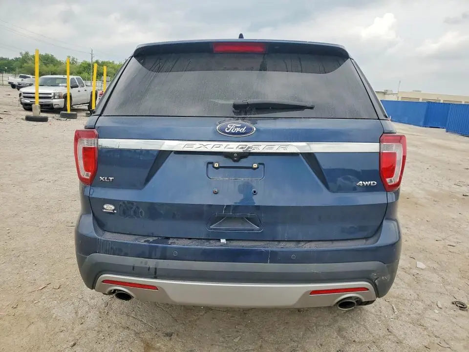 2017 FORD EXPLORER XLT  