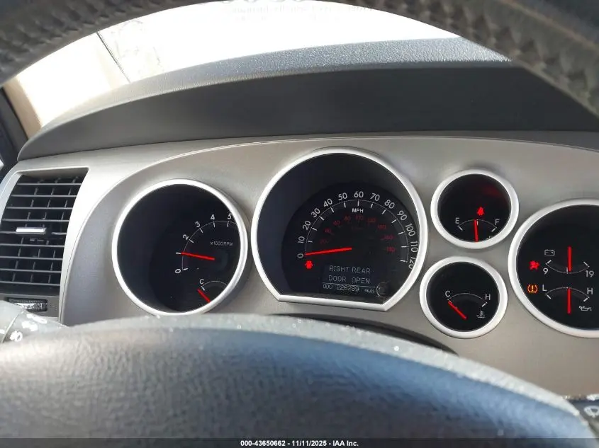 2013 TOYOTA SEQUOIA LIMITED 5.7L V8