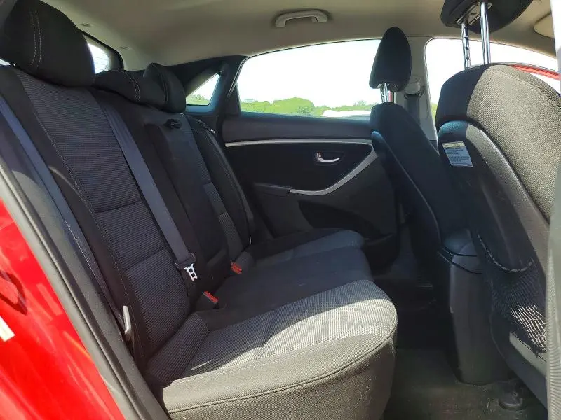 2013 HYUNDAI ELANTRA GT BASE  