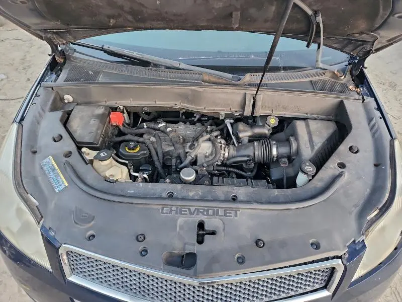 2010 CHEVROLET TRAVERSE LT  