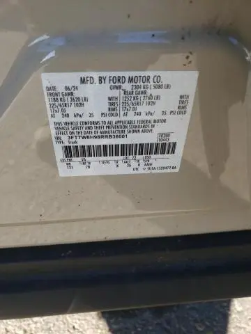 2024 FORD MAVERICK XLT  