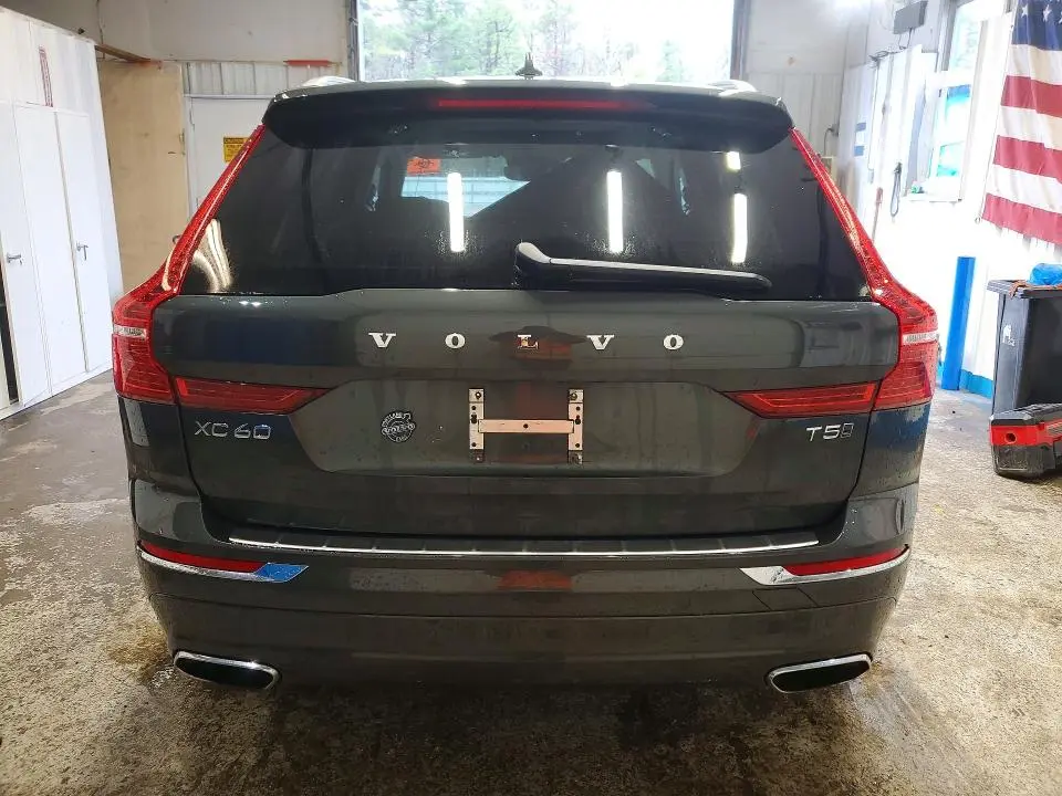 2021 VOLVO XC60 T5 INSCRIPTION  