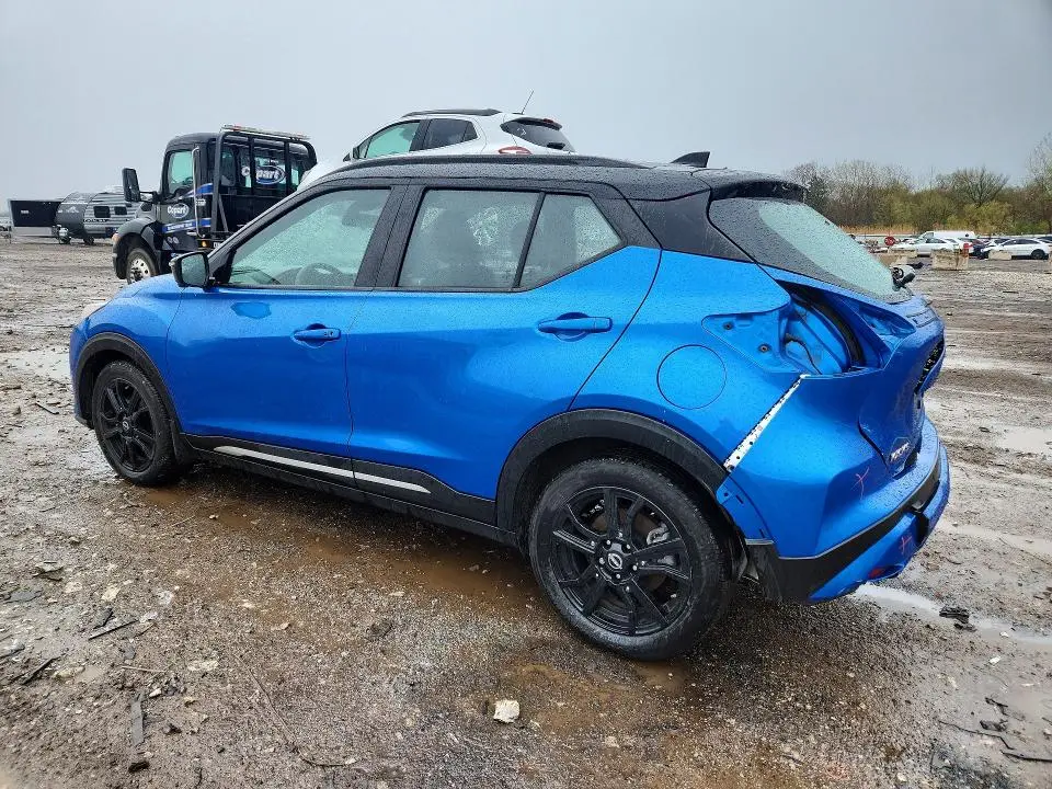 2023 NISSAN KICKS SR  