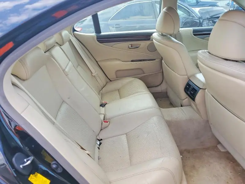 2014 LEXUS LS 460  