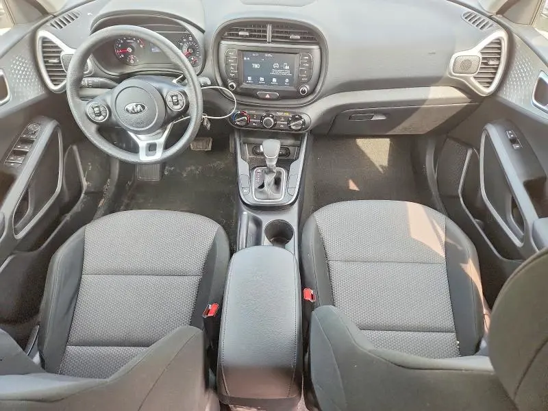 2020 KIA SOUL LX  