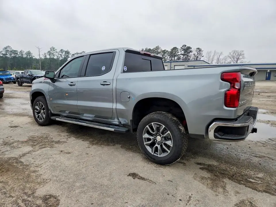 2025 CHEVROLET SILVERADO K1500 LT  