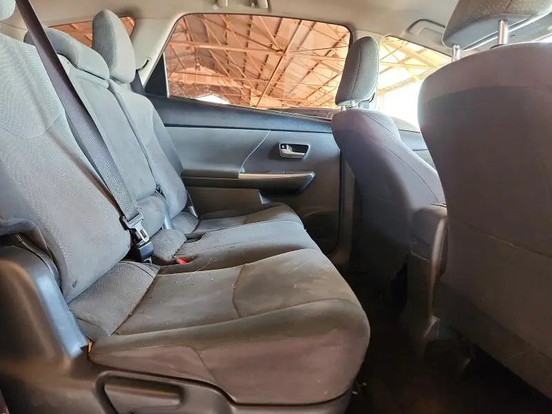 2014 TOYOTA PRIUS V TWO  