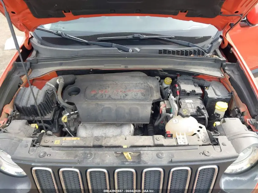 2017 JEEP RENEGADE LATITUDE FWD