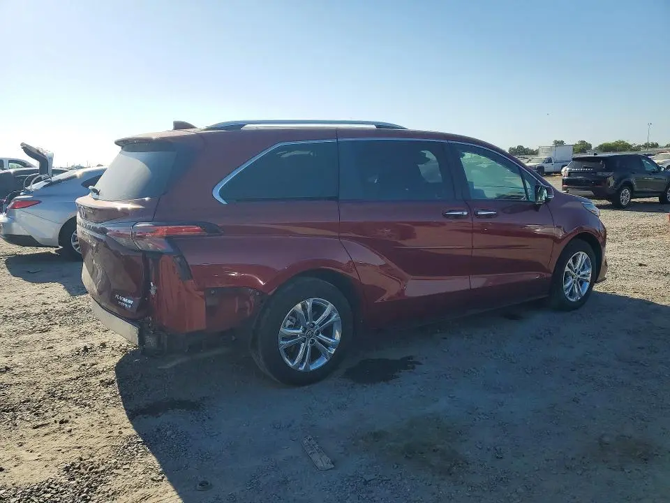 2024 TOYOTA SIENNA PLATINUM 7-PASSENGER  