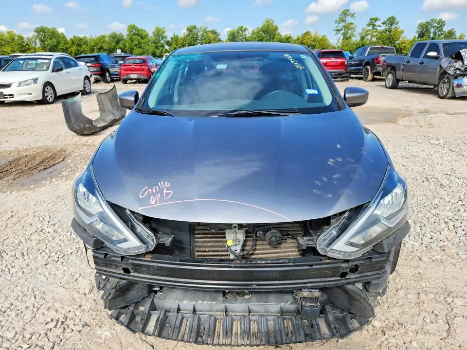 2019 NISSAN SENTRA SV  
