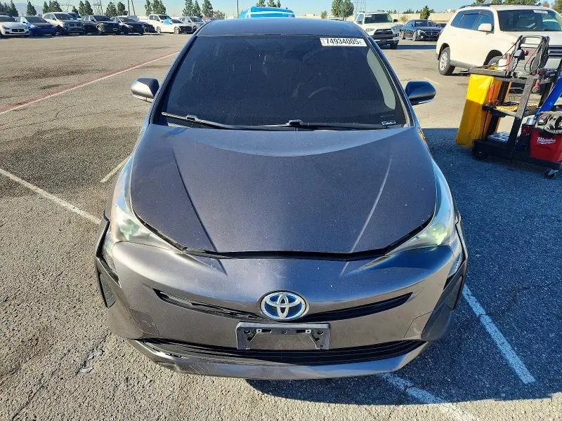 2016 TOYOTA PRIUS   