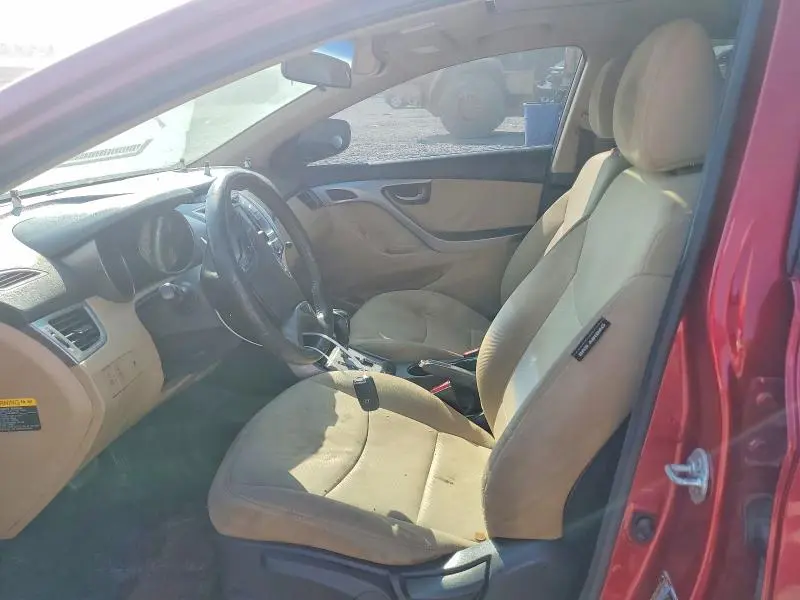 2013 HYUNDAI ELANTRA   