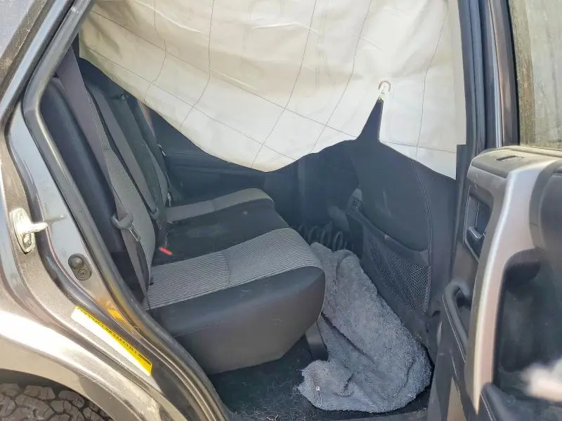 2018 TOYOTA 4RUNNER SR5  