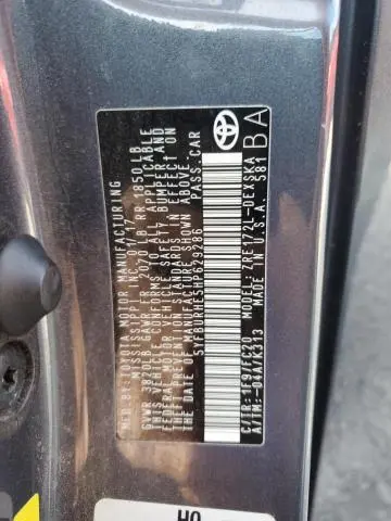 2017 TOYOTA COROLLA L  